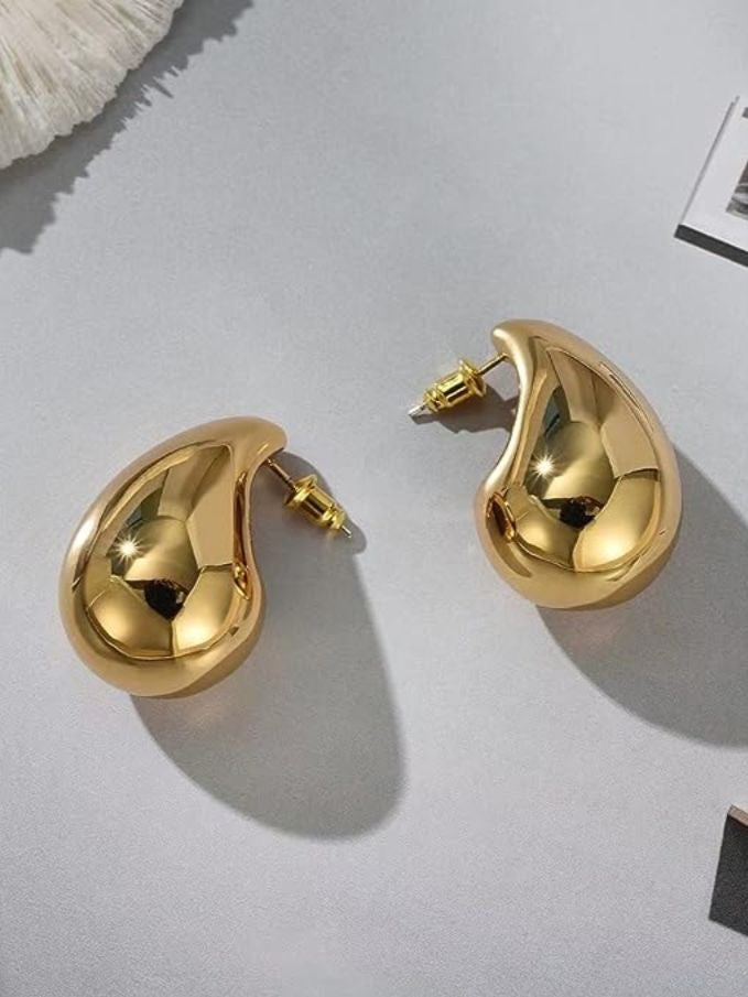 Golden Love Earrings (large)
